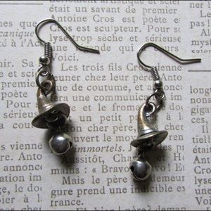 Witch hat bell earring Halloween vintage silver